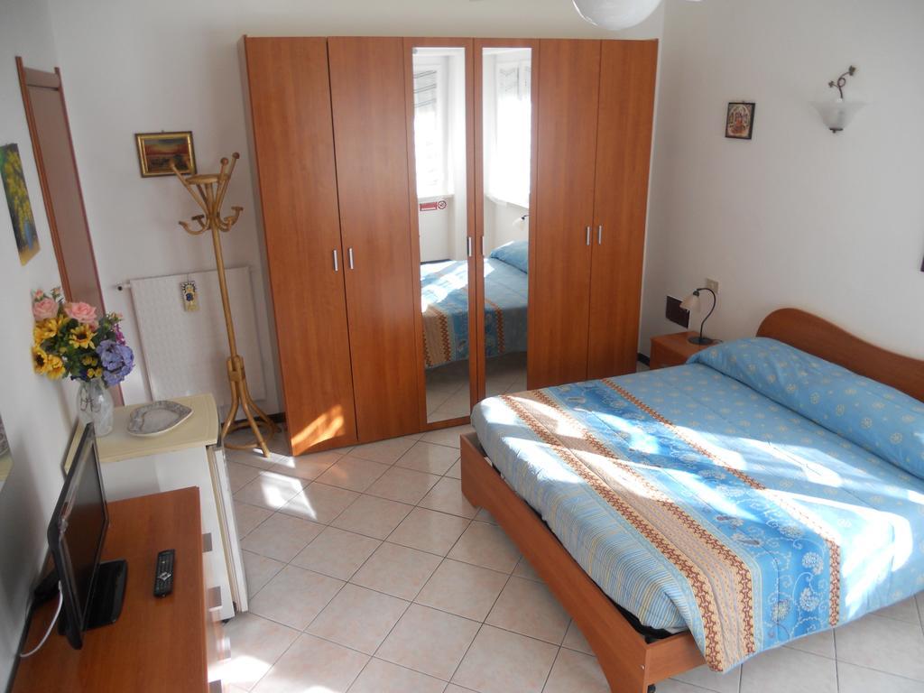 دْيانو مارينا B&B Home Sweet Home الغرفة الصورة